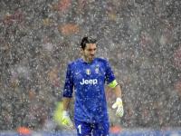 IM竞技-绿茵与硬木，双线战场上的焦点对决