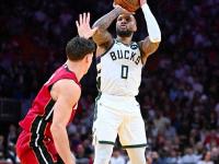 IM电竞APP-包含开拓者突围成功，利拉德三分惊艳全场的词条