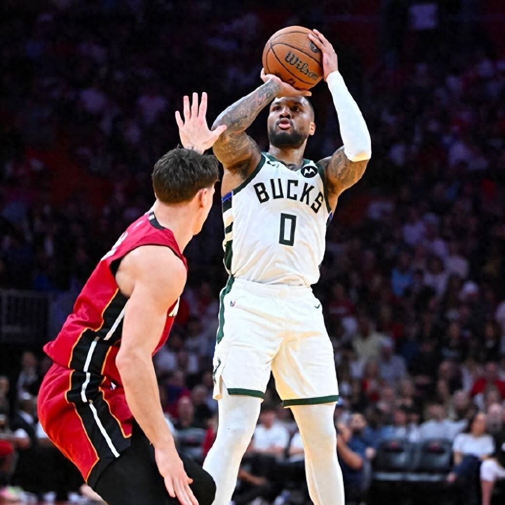 包含开拓者突围成功，利拉德三分惊艳全场的词条