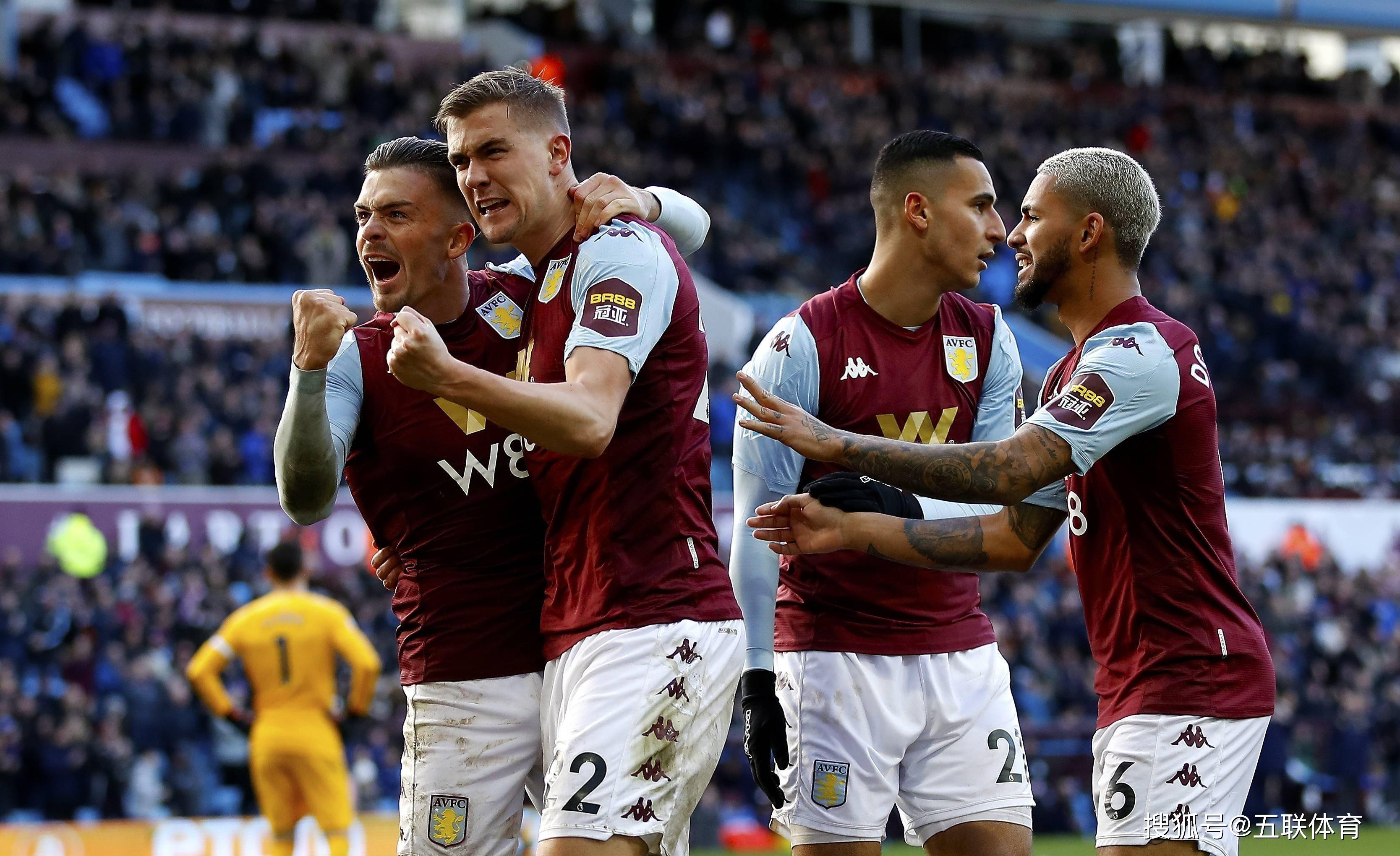 阿拉维斯球员连续进球，为球队贡献巨大