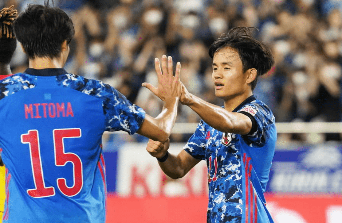 东亚足球赛事中出现令人瞩目的高光时刻