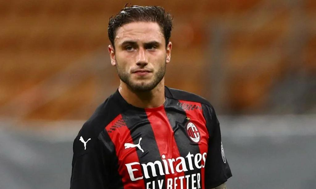 包含乌迪内斯新星崭露头角,备受球迷喜爱的词条 包含乌迪内斯新星崭露头角,备受球迷喜爱的词条