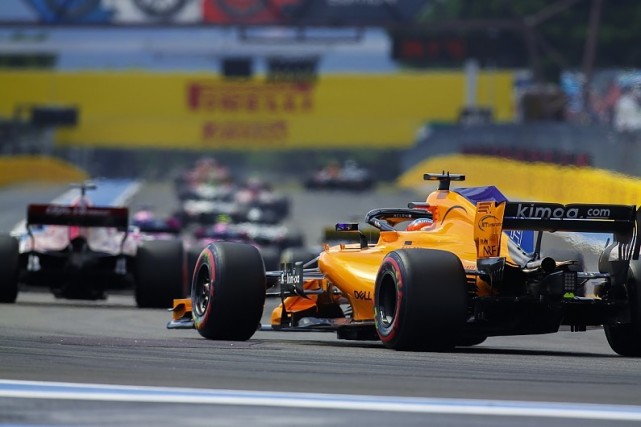 包含威廉姆斯鏖战迈凯伦,佩雷兹惊艳四座的词条 包含威廉姆斯鏖战迈凯伦,佩雷兹惊艳四座的词条