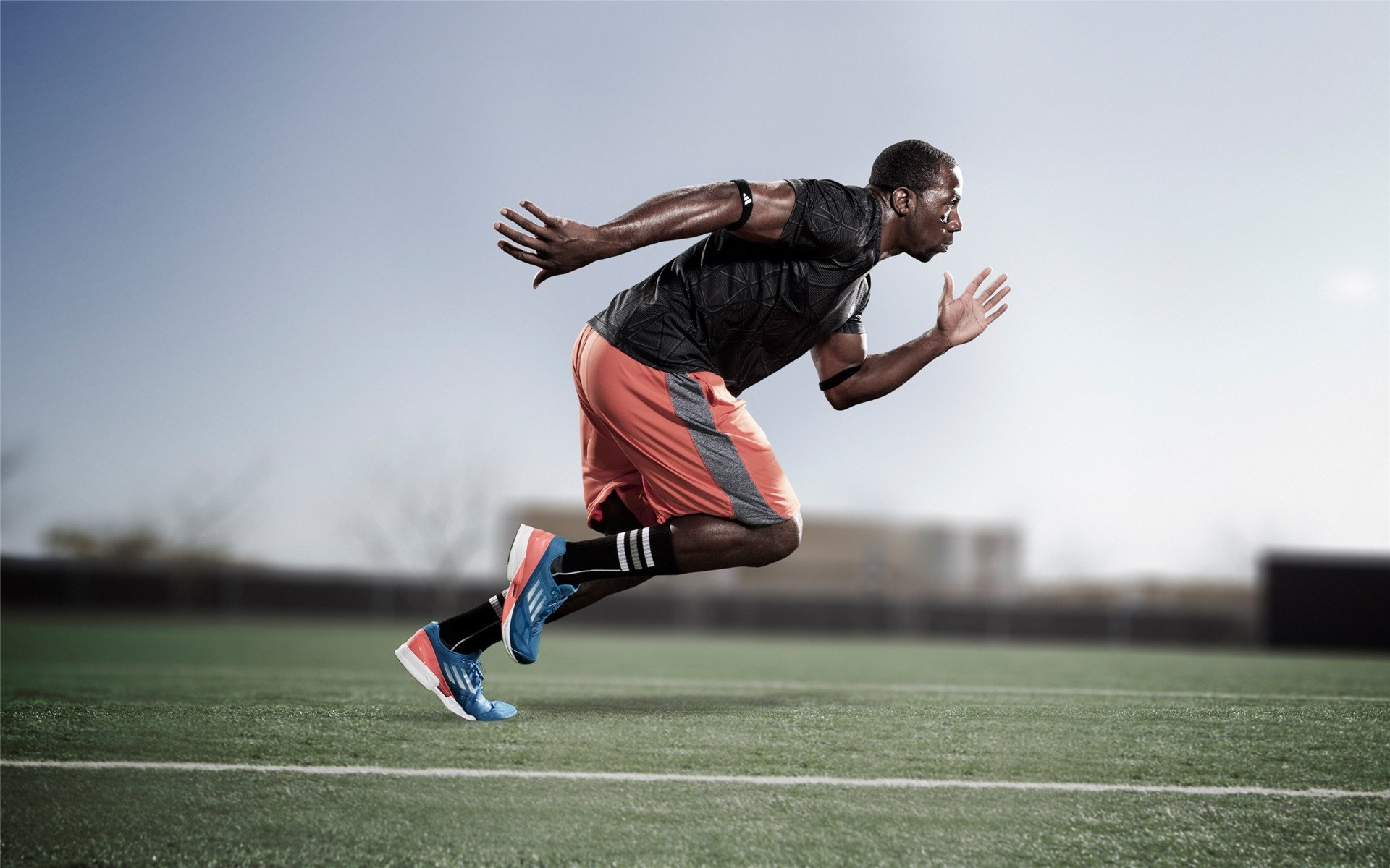 当南美铁壁遇上德甲风暴,库尔图瓦如何定义硬仗之王的终极考验